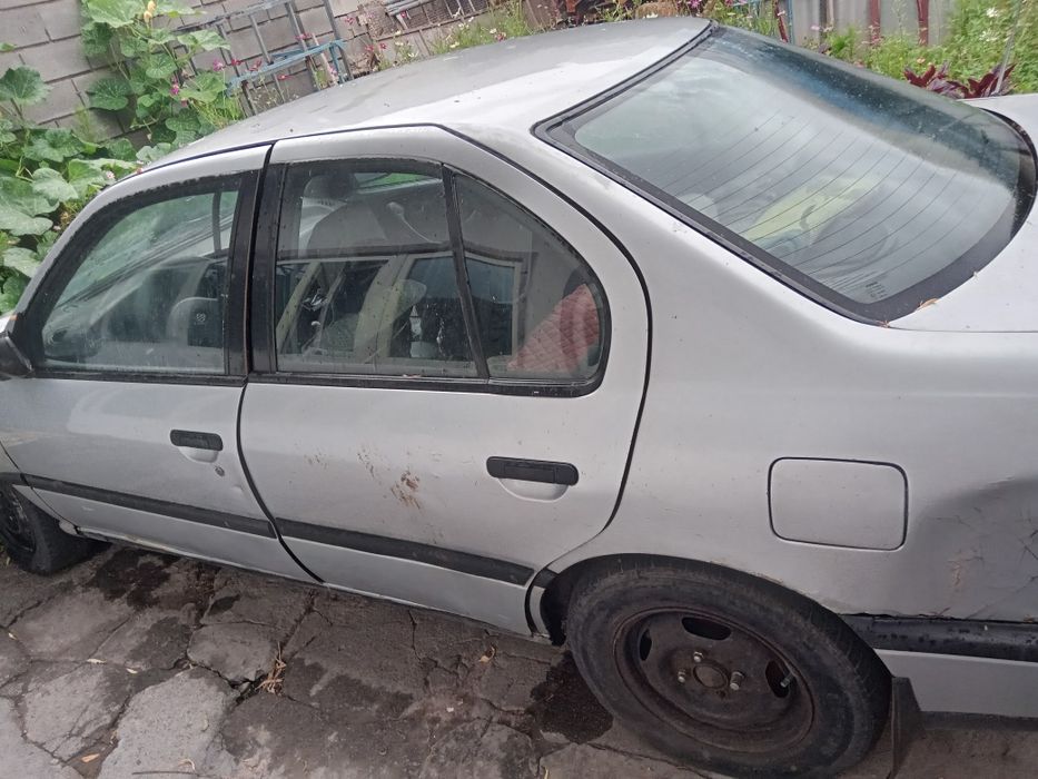 Ниссан Премьера продам