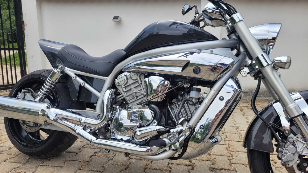 Motocicleta Chopper Cruiser Aquila 650