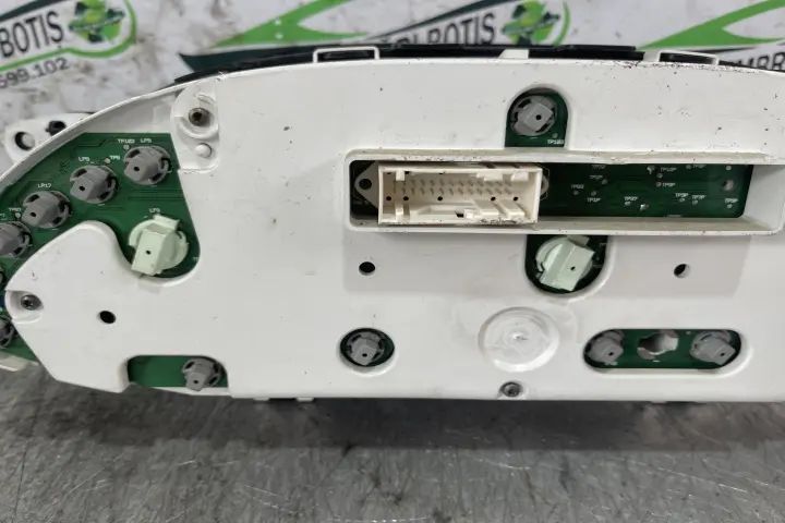 Ceasuri bord Ford Focus 2002 1.6 MT (101 hp)