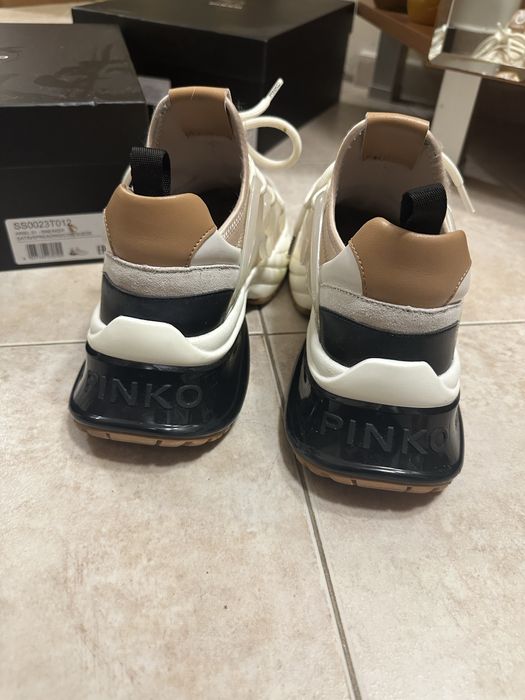 Обувки Pinko Ariel