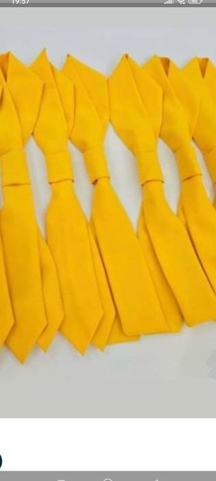 Галстуки жёлтые для