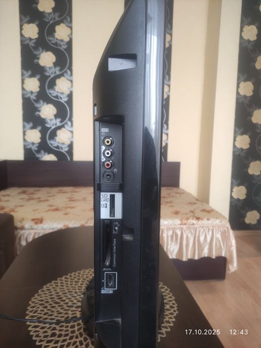 Телевизор Panasonic