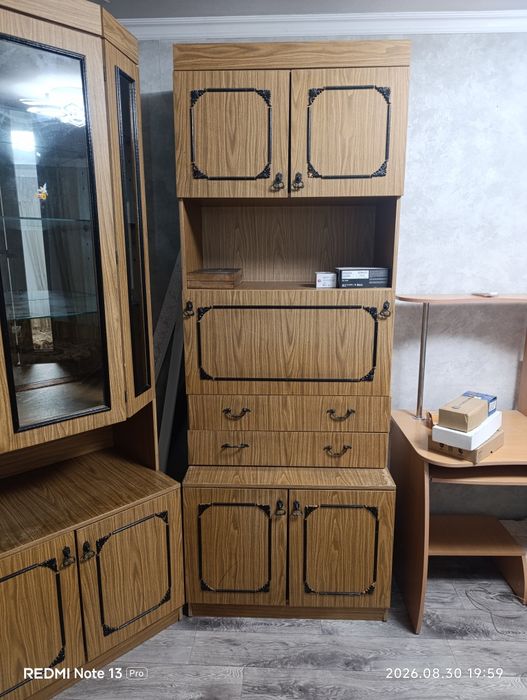 Продам шкаф стенку