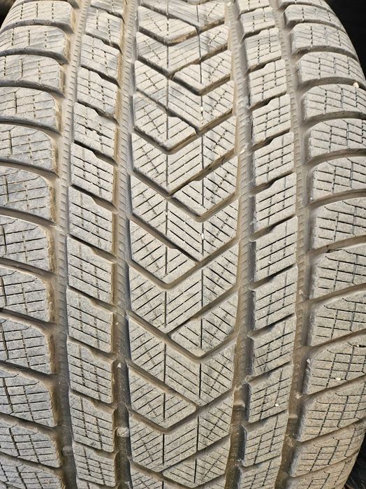 Зимни Pirelli  275/45/20 - dot22