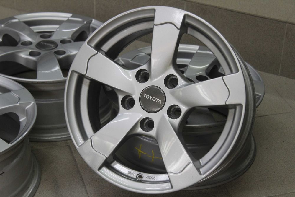 Джанти 15" 5x114,3 Toyota Auris