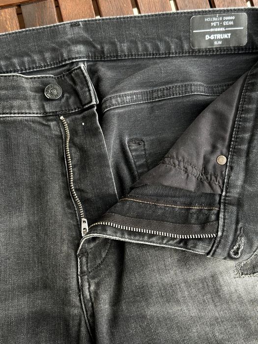 Мъжки дънки Diesel (D-Strukt Slim Fit) - размер W33 / L34, Отлично състояние