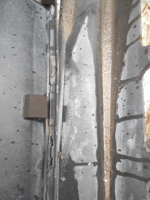 Бампер задний оригинал Camry70 Europa