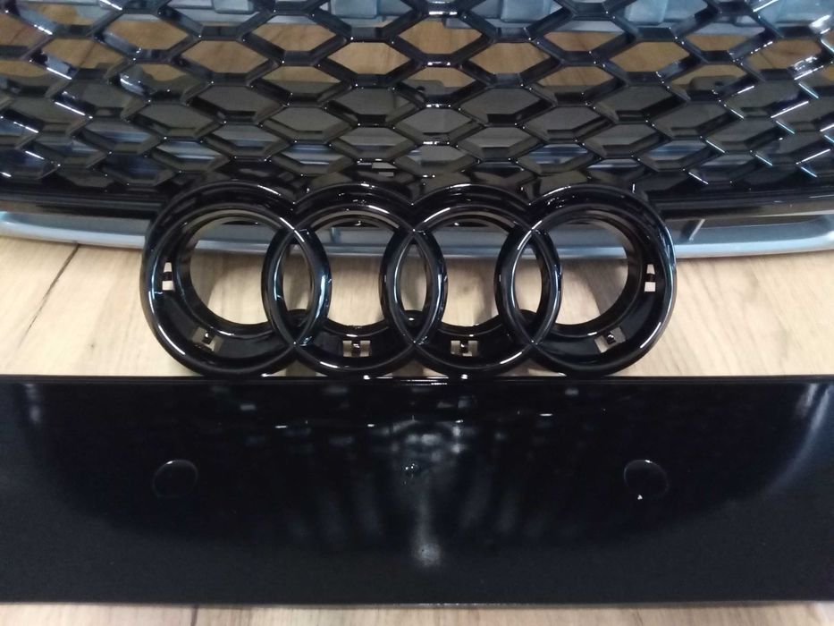 Pachet Bara fata + Grila radiator RS LOOK Audi A4 B7 04-2007 Albastru