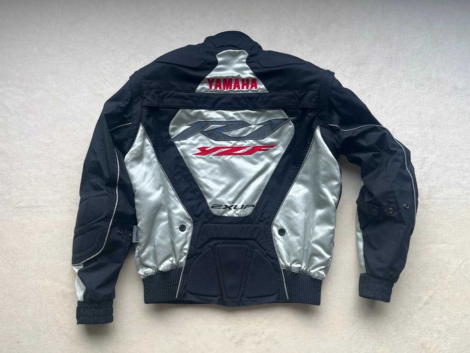 Оригинално яке Ямаха Р1 5pw rn09 R серия Yamaha 2002