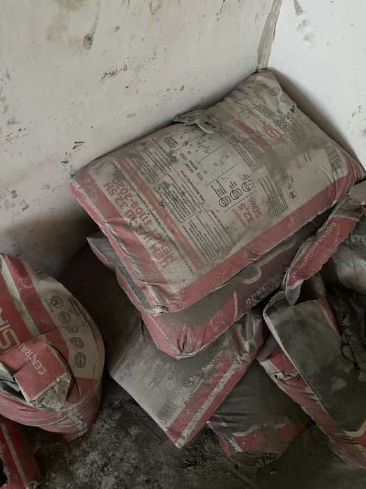 Продам цемент 2000