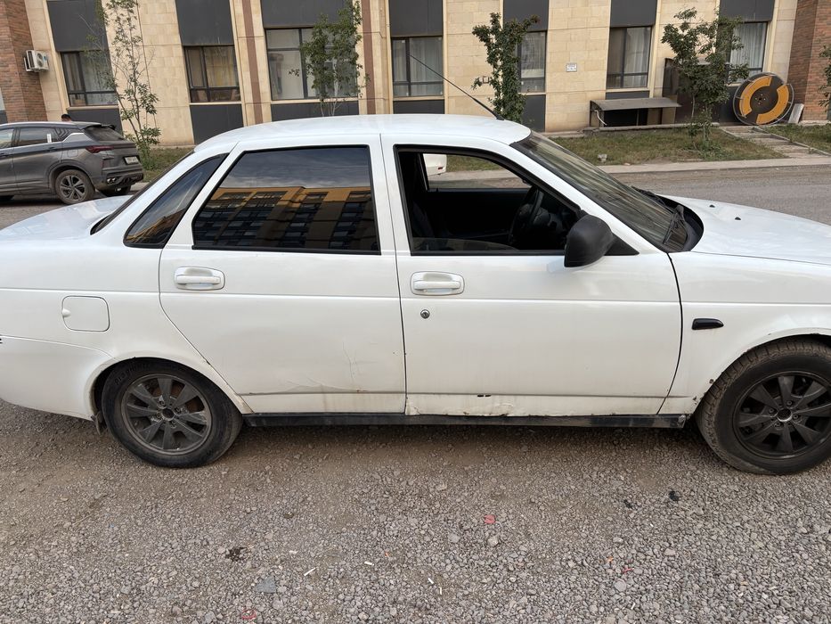 Продам приору 2013 года