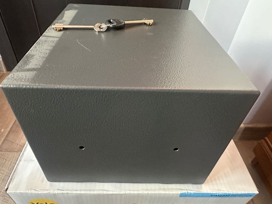 Метална Каса/Сейф за пистолет