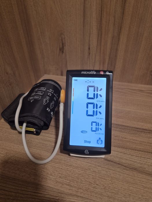 Апарат за кръвно microlife A7 Touch