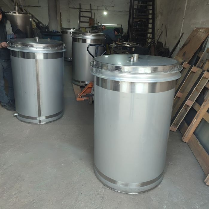 Нержавеющие Ёмкости, Мешалки, Миксеры,Реакторы,Жироплавители,Вататоры.