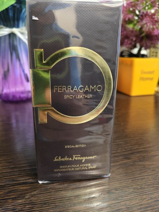 Парфюм Salvatore Ferragamo Spicy leather