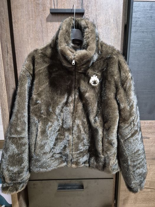 Haina de  blana artificiala