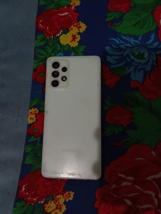Самсунг А52 состояние нармольное