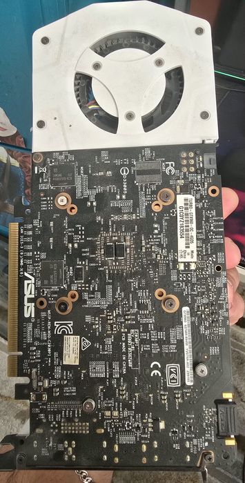 Продам видеокарту GTX 960