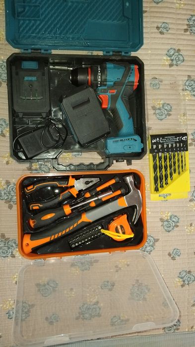 Осы турсы 25000₸