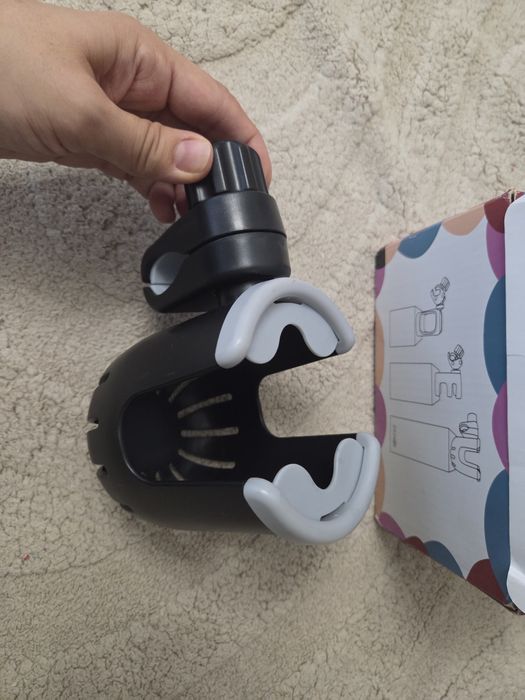 Поставка за чаша/шише/ за количка