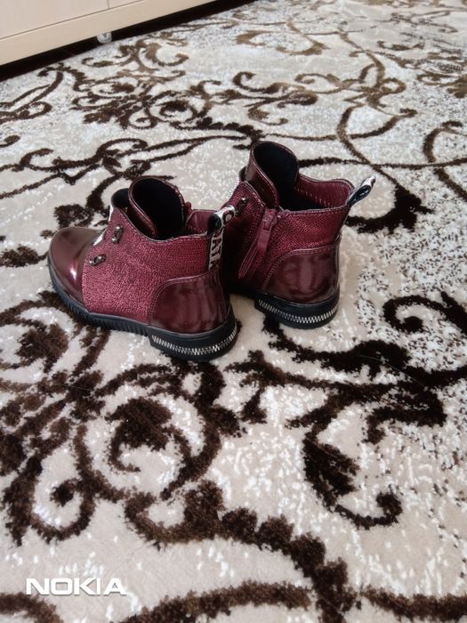 Обувь на девочку