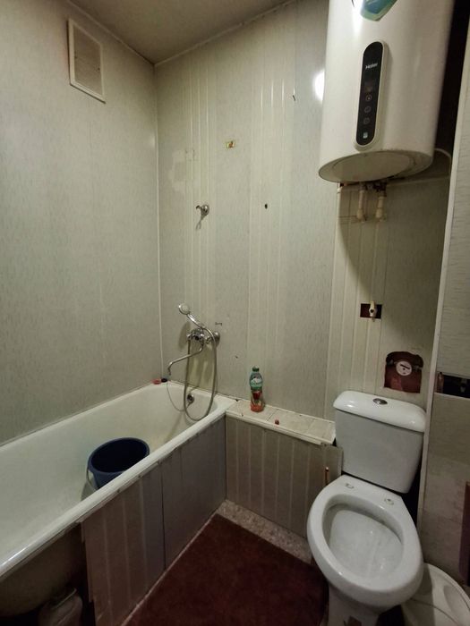 Срочно продаеться 1-комнатная квартира в городе Чирчике 9-микрорайоне