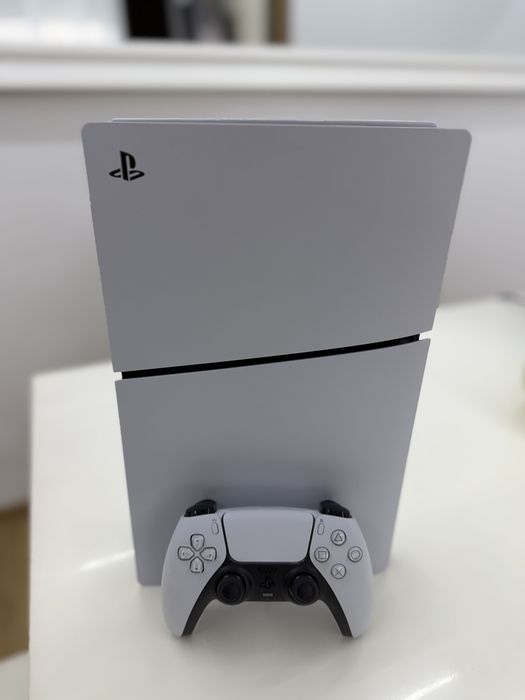 Play Station 5 Digital Edition 825 GB