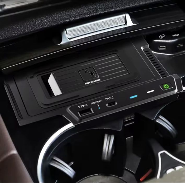 Încărcător wireless auto de 15W pentru Mercedes Benz GLE W167
