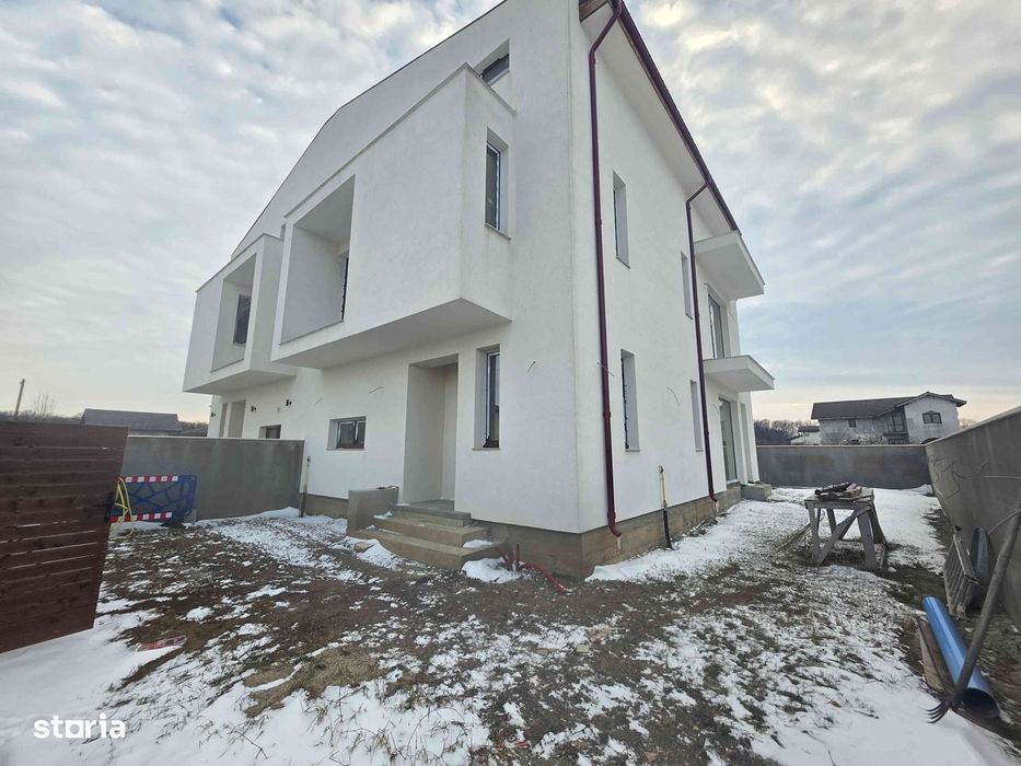 Duplex premium 240 mp -Ghermanesti, pereti indivuduali La alb