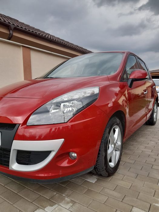 Renault scenic 3  2010