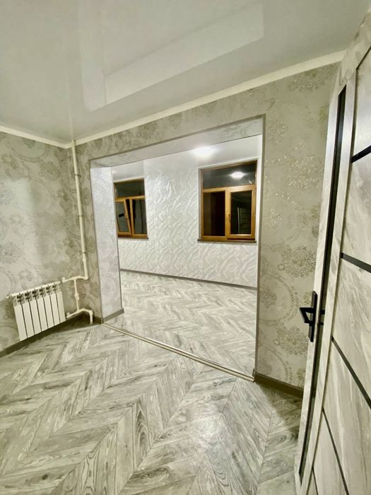 Продаётся 2 ком 1 мкр Октябрь