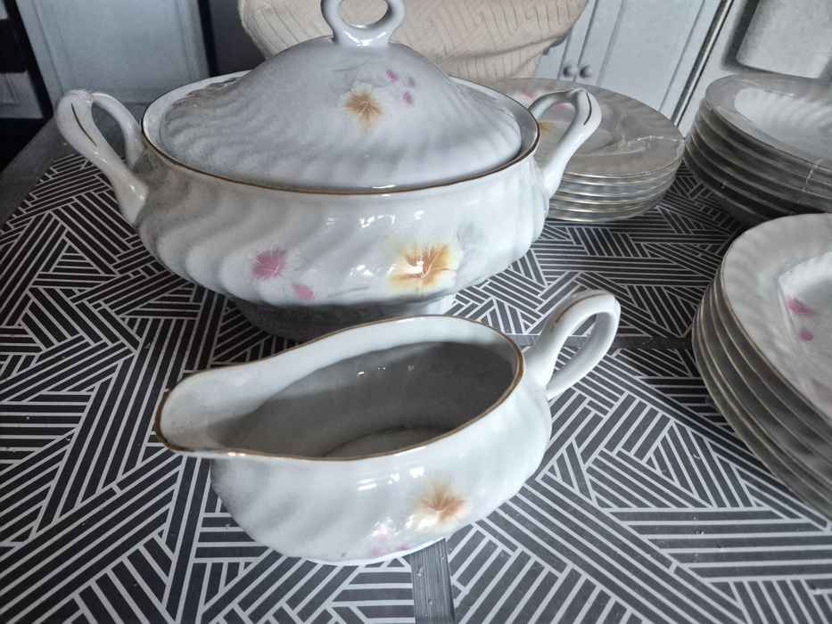 Farfurii porțelan. Alba Iulia.