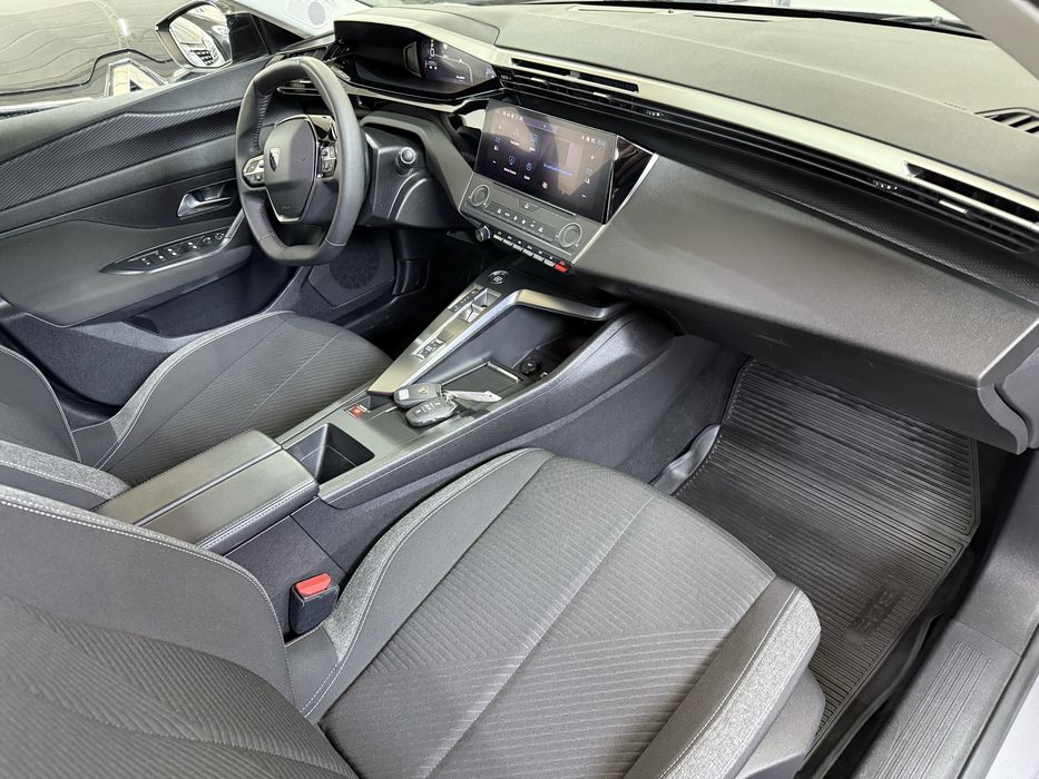 Peugeot 308 Allure, 2022, Automat