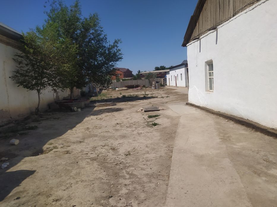 Уй сатылады орталыктан старый базардан