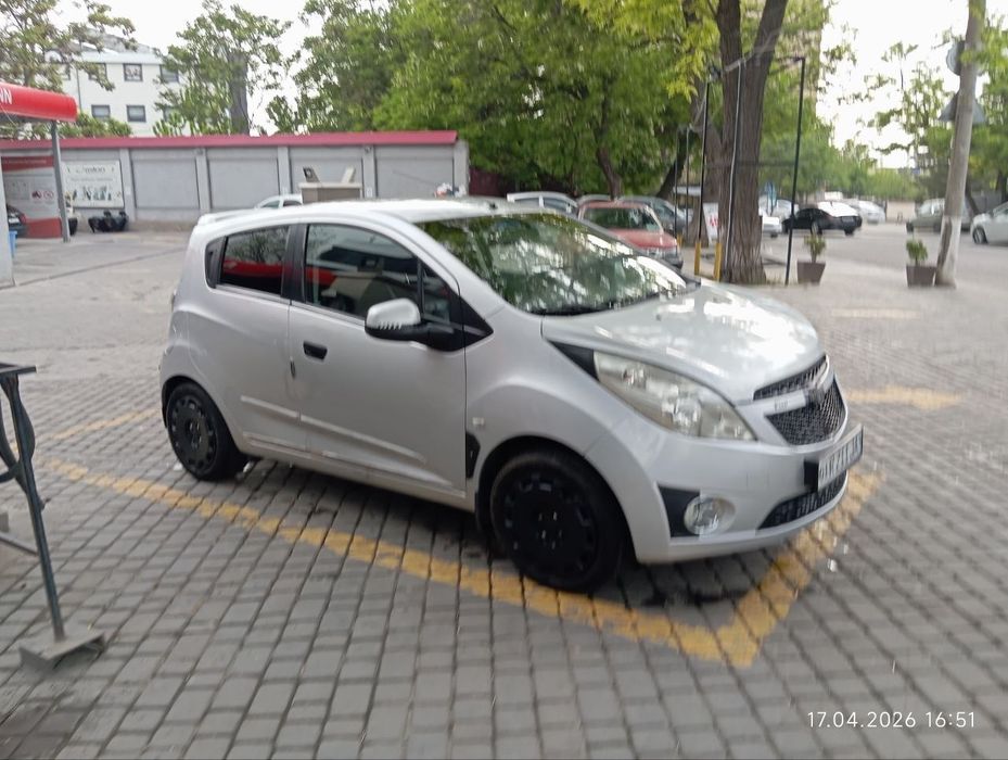 Spark 2011-yil MT SROCHNO спарк