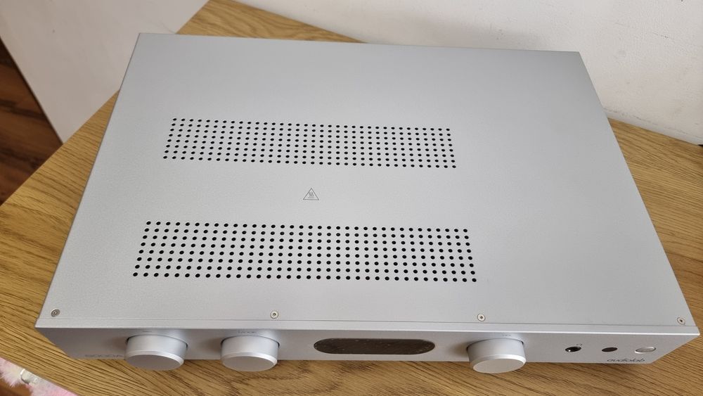 Audiolab  6000 A