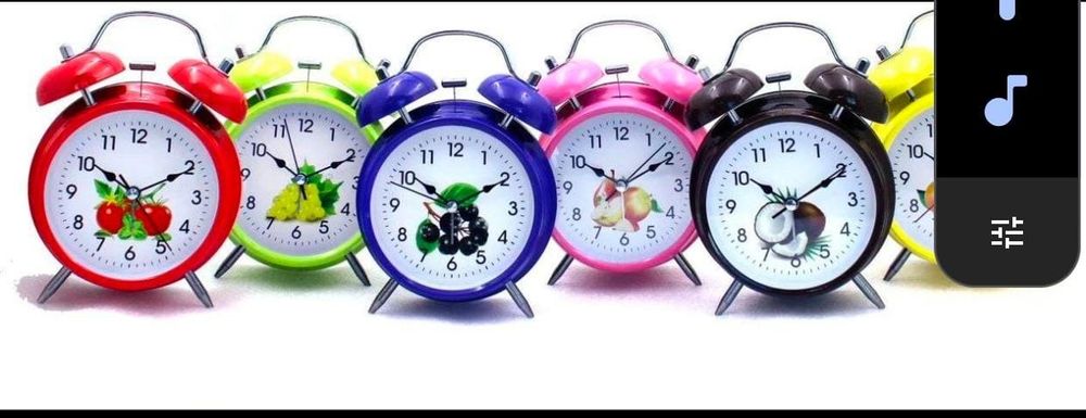 Будильник. Часы с будильником. Часы. Будильники