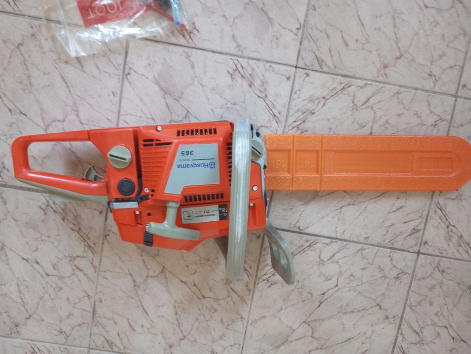 Бензинова верижна резачка Husqvarna 40 cm