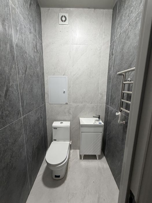 Arenda 3 xonali kvartira Yangi O’zbekiston bog’i yonida