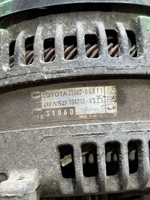 Alternator Toyota Avensis T25 2.2 diesel 100A 104210-4521 DAN938 Denso