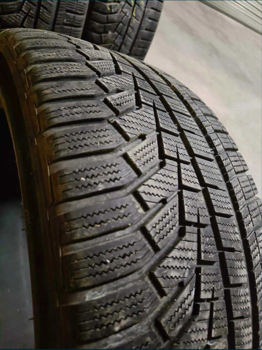Зимни гуми за SUV: Hankook Winter Cept Evo 2 SUV, Размер: 275/45R21