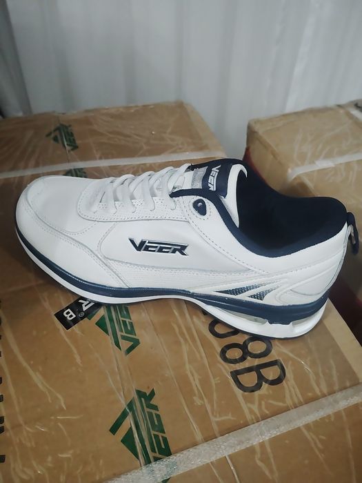 Adidași veer doar en grooo