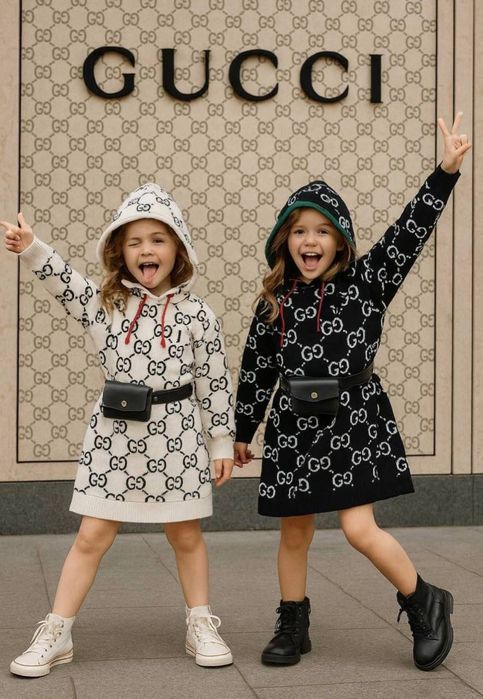 Rochite pentru fetite