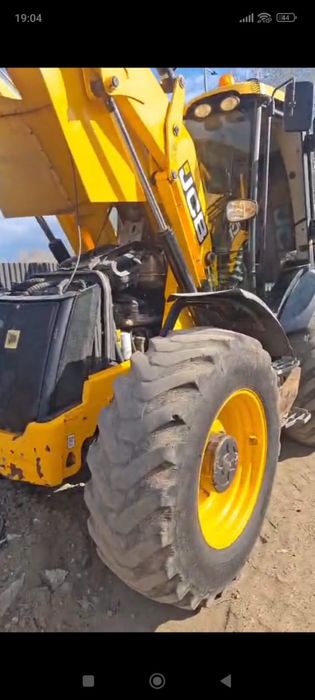 Продам трактор.