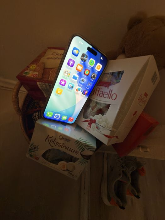 Iphone 15 pro max 256GB emeika o’tmagan eSIM ishlamidi bypass bolgan