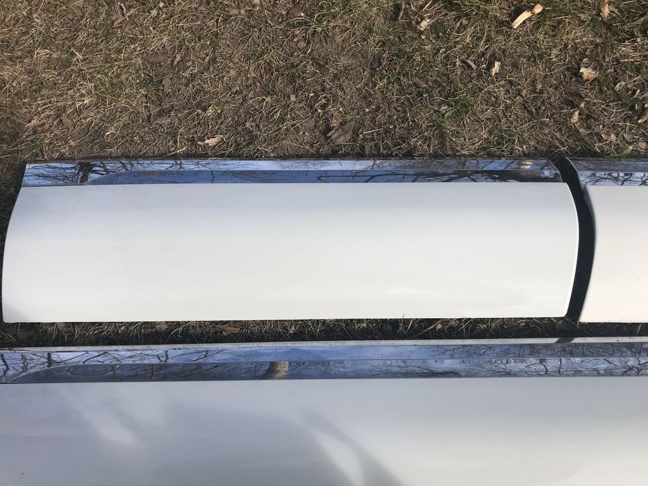 Продавам лайстни на врати за wv Touareg 2010-2017