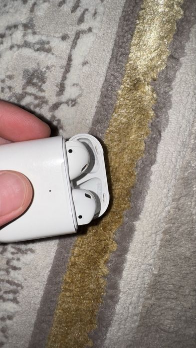 Оригинал айрподс 2