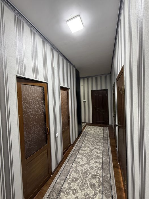 Qarshi markazidan uy sotiladi