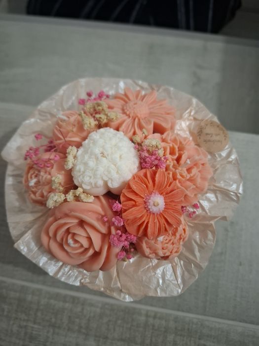 Buchete de flori din ceara de soia, parfumate  !