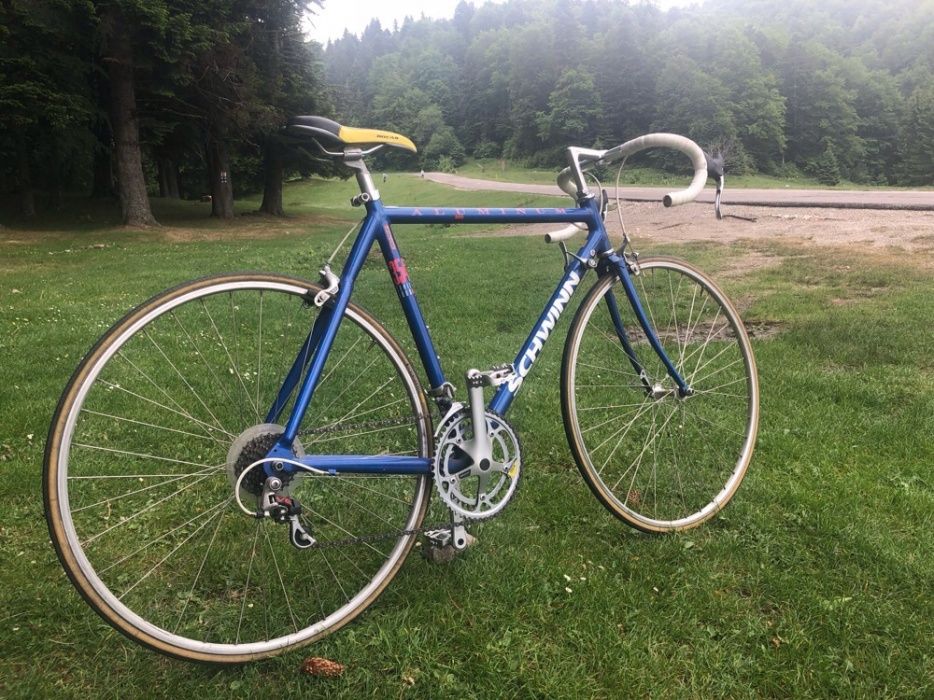 Bicicleta semicursiera